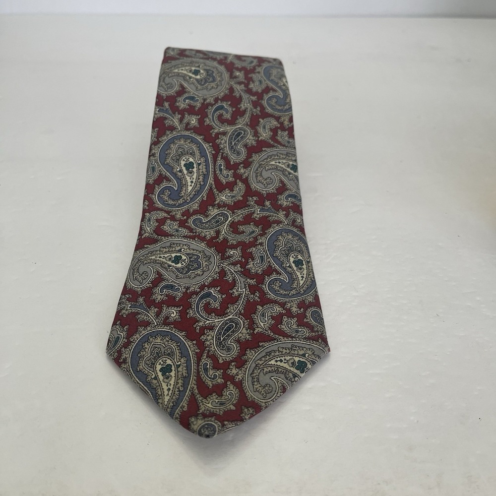 Christian Dior Red Burgundy Blue Paisley 100% Silk Neck Tie USA Vintage
